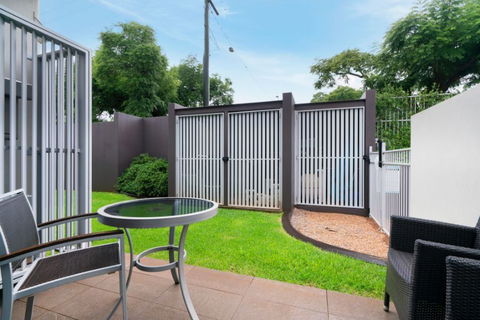 City Golf Club Motel - Sunshine Coast Tourism 2