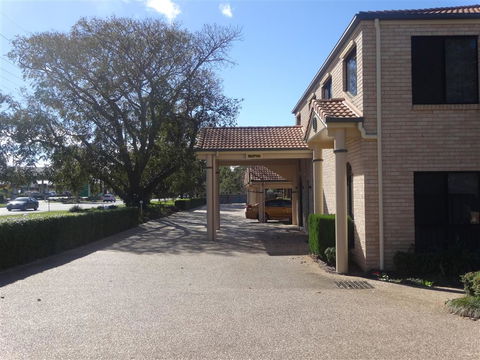 Best Western Tuscany On Tor Motor Inn - Sunshine Coast Tourism 2