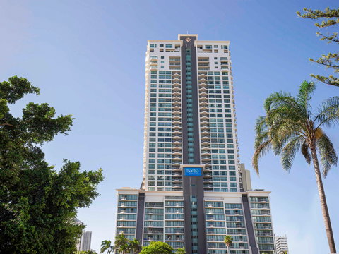 Mantra Crown Towers Surfers Paradise - Holiday Sunshine Coast 0