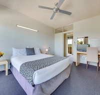 Camelot Motel - Sunshine Coast Tourism