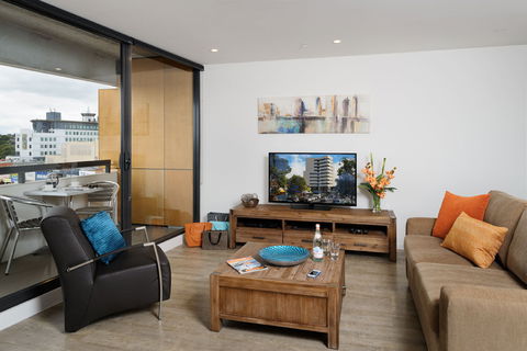 Apartments @ IKON Glen Waverley - Holiday Sunshine Coast 1