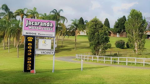 Jacaranda Motor Lodge - Holiday Sunshine Coast 0
