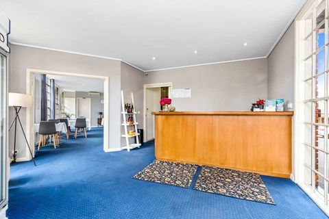 Comfort Inn Greenborough - Sunshine Coast Tourism 2