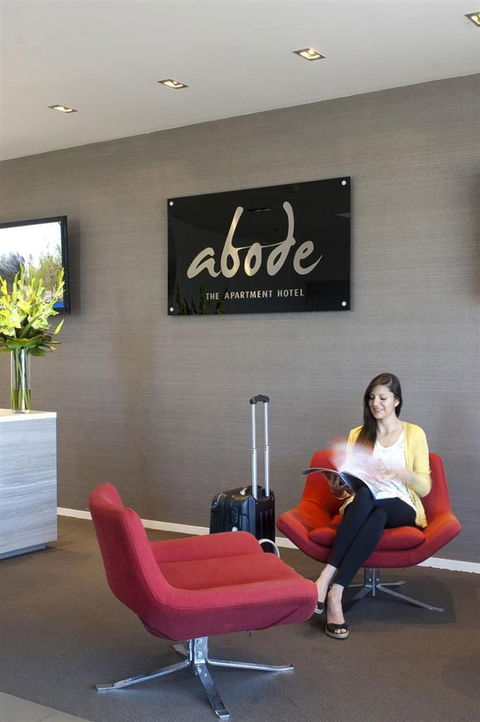Abode Gungahlin - Holiday Sunshine Coast 1