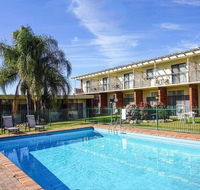 Redhill Tamworth Motor Inn - Holiday Sunshine Coast