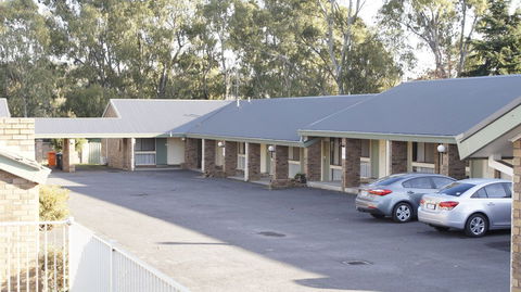 Bendigo Homestead Motor Inn & Apartments - Holiday Sunshine Coast 0