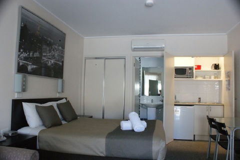 Bendigo Homestead Motor Inn & Apartments - Holiday Sunshine Coast 1