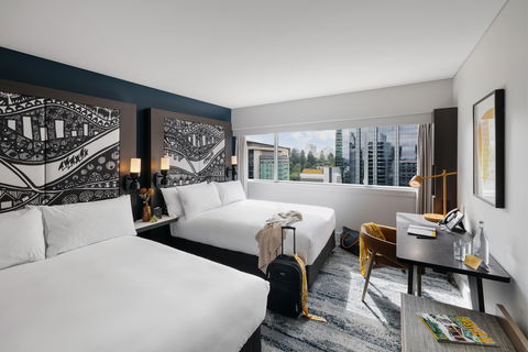 Voco Brisbane City Centre - Holiday Sunshine Coast 4