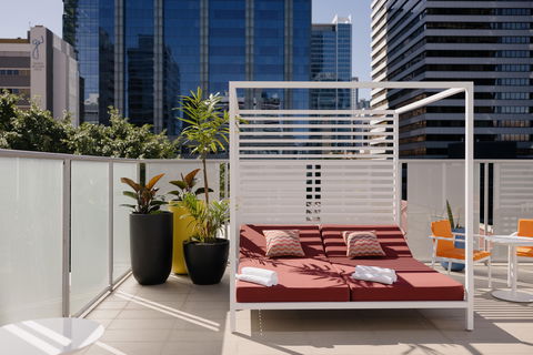 Voco Brisbane City Centre - Holiday Sunshine Coast 6