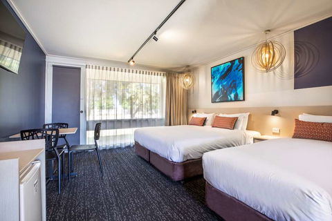 Nightcap At Gateway Hotel - Sunshine Coast Tourism 9