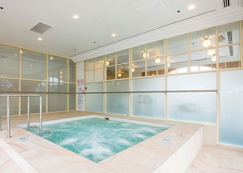 Crowne Plaza Terrigal - Sunshine Coast Tourism 6
