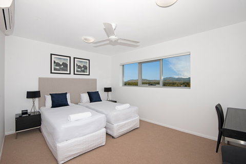 Allure Hotel and Apartments - Holiday Sunshine Coast 3