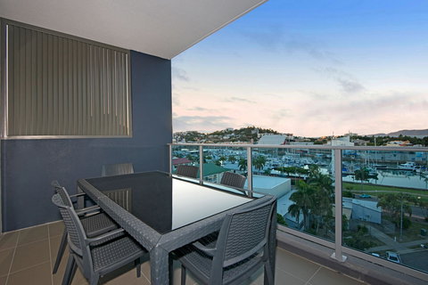 Allure Hotel and Apartments - Holiday Sunshine Coast 4