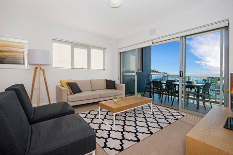Allure Hotel and Apartments - Holiday Sunshine Coast 9