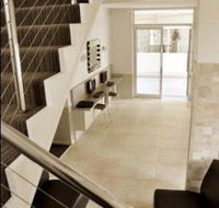 City Oasis Inn - Holiday Sunshine Coast