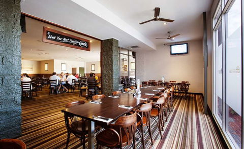 Dalrymple Motel - Sunshine Coast Tourism 7