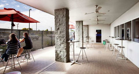 Dalrymple Motel - Sunshine Coast Tourism 11