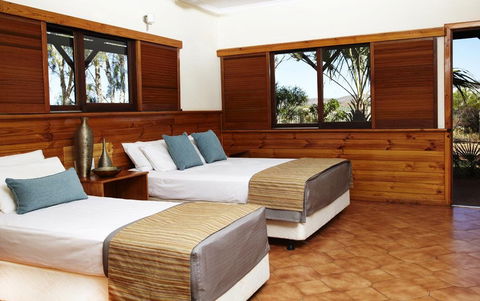 Kimberley Hotel - Sunshine Coast Tourism 7