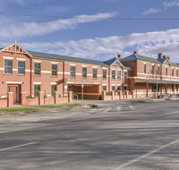 Lake Inn Ballarat - Holiday Sunshine Coast