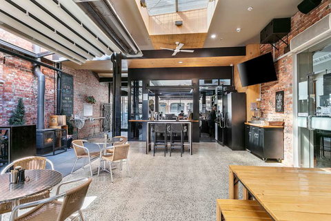 Quality Inn The George Hotel Ballarat - Sunshine Coast Tourism 11