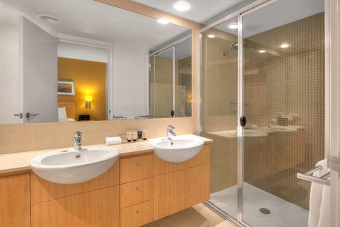 Ramada Hotel & Suites Ballina - Holiday Sunshine Coast 7