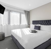 Meriton Suites Kent Street - Sunshine Coast Tourism