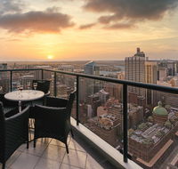 Meriton Suites Pitt Street - Sunshine Coast Tourism