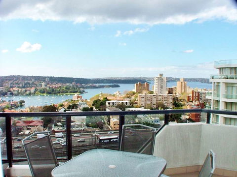 Milson Serviced Apartments - Sunshine Coast Tourism 1