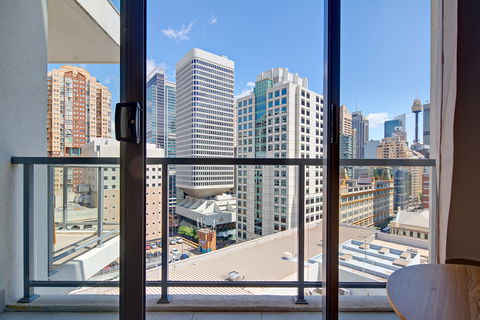 Zara Tower Serviced Apartments - Sunshine Coast Tourism 2