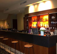 Swan Hill Resort - Holiday Sunshine Coast