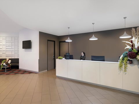 Mercure Sydney Bankstown - Holiday Sunshine Coast 3