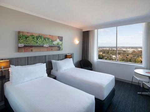 Mercure Sydney Bankstown - Holiday Sunshine Coast 4