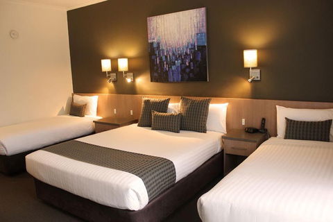 Swan Hill Resort - Sunshine Coast Tourism 5