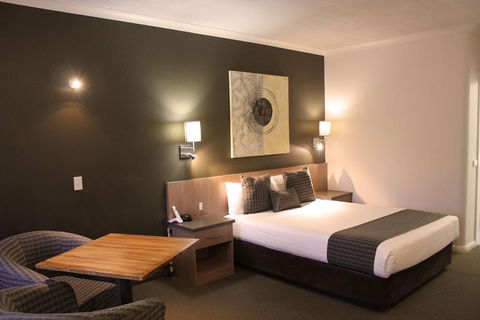 Swan Hill Resort - Sunshine Coast Tourism 13