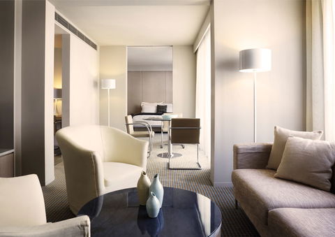Hotel Realm - Sunshine Coast Tourism 6