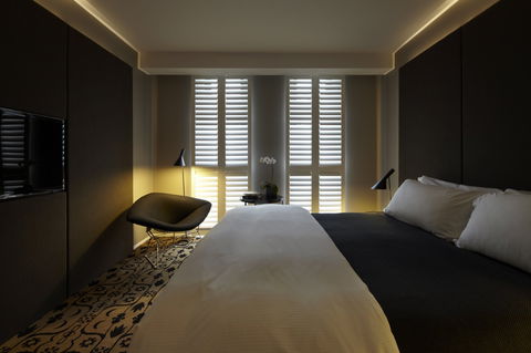 Burbury Hotel - Sunshine Coast Tourism 1