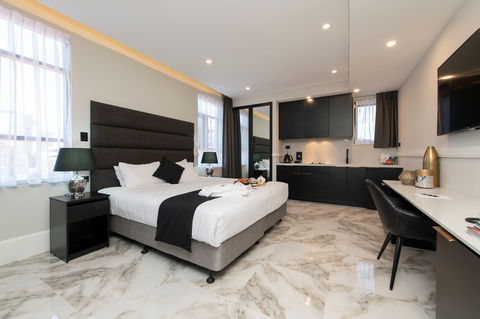 Holiday Inn Stes Parramatta Mar - Sunshine Coast Tourism 8