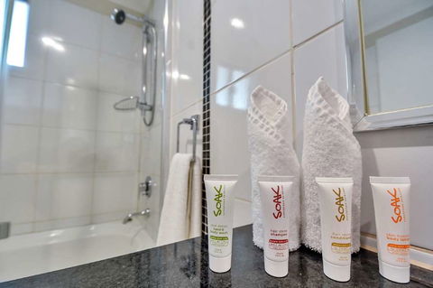 Argus Apartments Darwin - Holiday Sunshine Coast 8