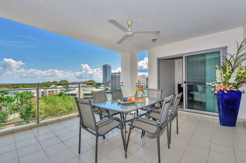 Argus Apartments Darwin - Holiday Sunshine Coast 14
