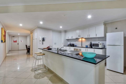 Argus Apartments Darwin - Holiday Sunshine Coast 17