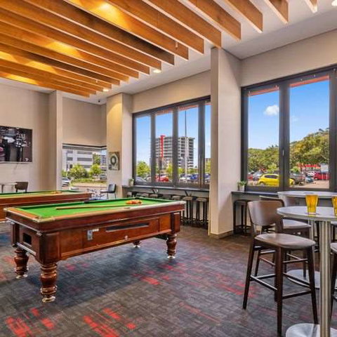 H on Mitchell Apartment Hotel - Sunshine Coast Tourism 6