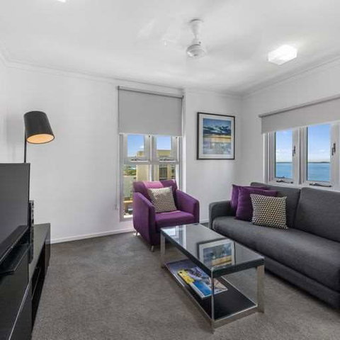 H on Mitchell Apartment Hotel - Sunshine Coast Tourism 10