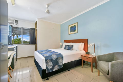 Vitina Studio Motel - Sunshine Coast Tourism 8