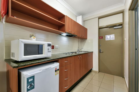 Vitina Studio Motel - Sunshine Coast Tourism 15