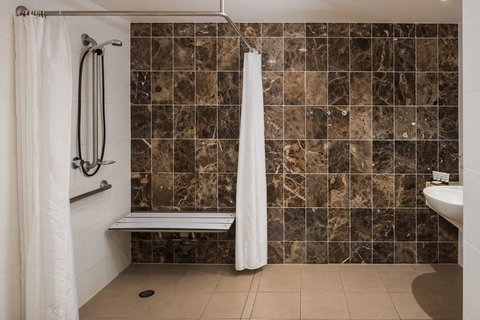 Rydges Mount Panorama Bathurst - Sunshine Coast Tourism 4