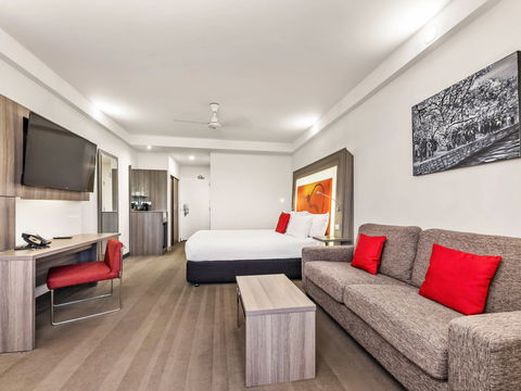 Novotel Darwin Atrium - Sunshine Coast Tourism 5