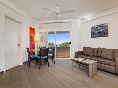 Novotel Darwin Atrium - Sunshine Coast Tourism 6