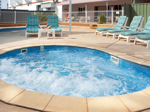 Novotel Darwin Atrium - Sunshine Coast Tourism 9