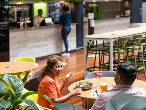 Novotel Darwin Atrium - Sunshine Coast Tourism 13