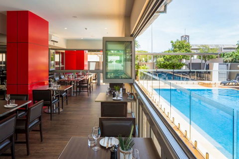 H on Smith Hotel - Sunshine Coast Tourism 12